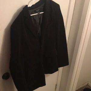 Her stage 1981 large black